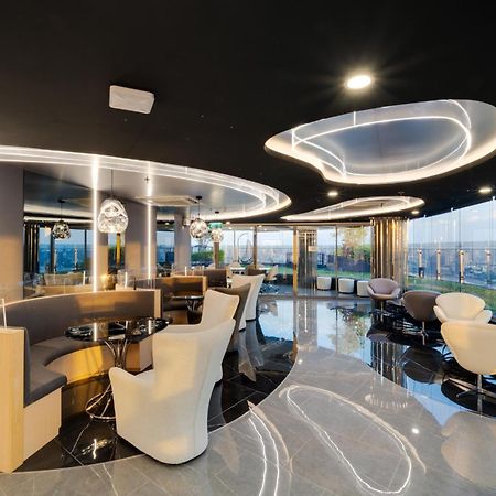 Oakwood Suites Tiwanon Bangkok Nonthaburi Esterno foto